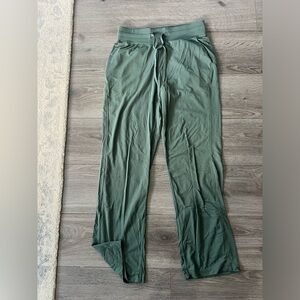 lululemon rulu wide legs in forest green